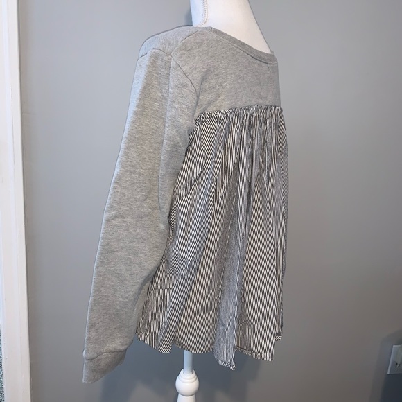 Kensie Tops - Kensie Gray Pleated Back Sweatshirt